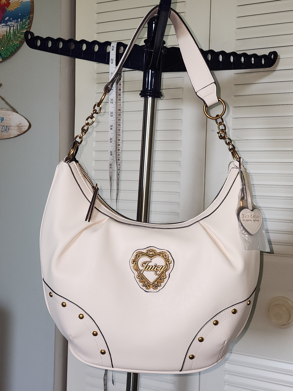 Juicy Couture Off White Logo Hobo Shoulder Bag Zip, Gold Hardware, Heart Charms - Picture 1 of 9